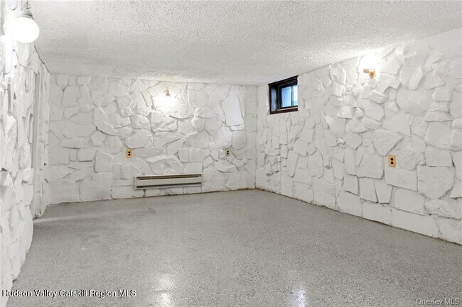 Building Photo - 378 Broadway