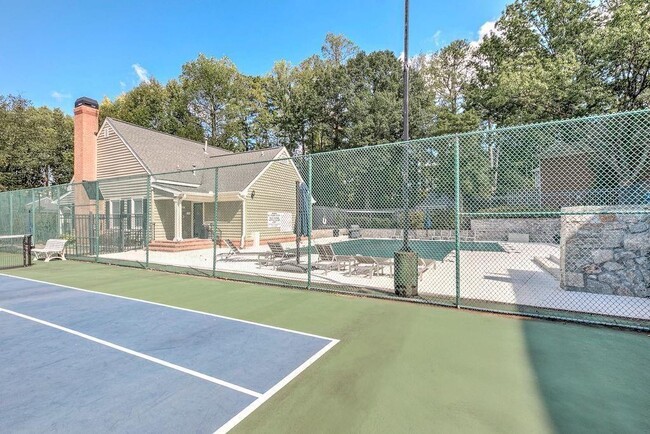 Building Photo - 27 Mt Vernon Cir