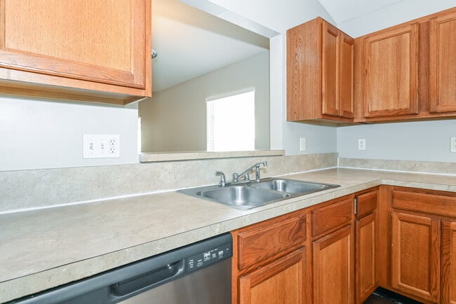 Building Photo - 3954 Pebble Brooke Circle South