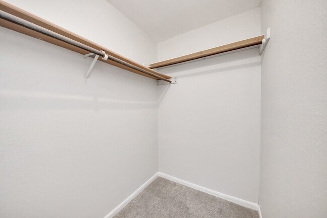 Building Photo - 14802 Scotter Dr