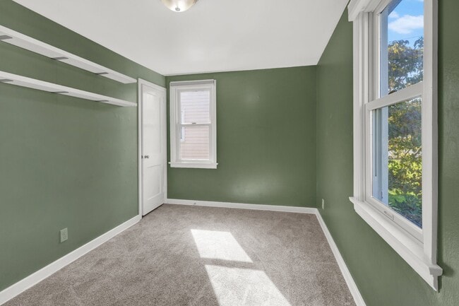 Building Photo - Welcome to this charming 1,005-square-foot home in Lancaster, PA!