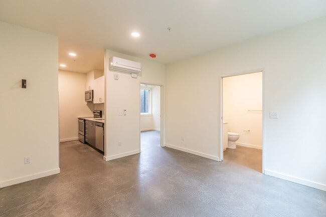 Building Photo - 2919 SE Division St