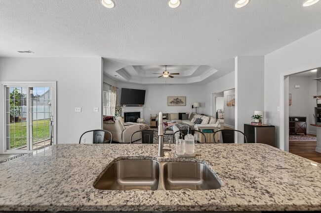 Building Photo - Spacious Stateside Home with Bonus Room & Screened-In Porch
