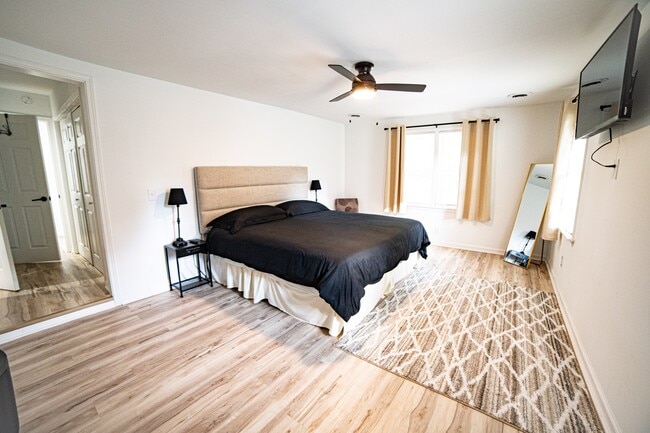 Building Photo - 369 Crane Dr