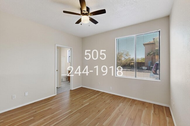 Building Photo - 1121 Meadowlark Way SE