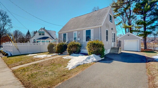 Building Photo - 10 Harkness Dr