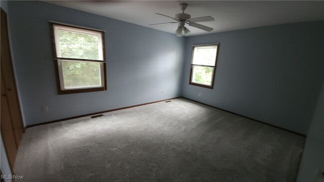 Building Photo - 7021 Longview Dr