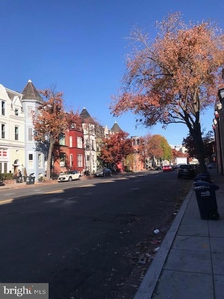 Building Photo - 1720 9th St NW