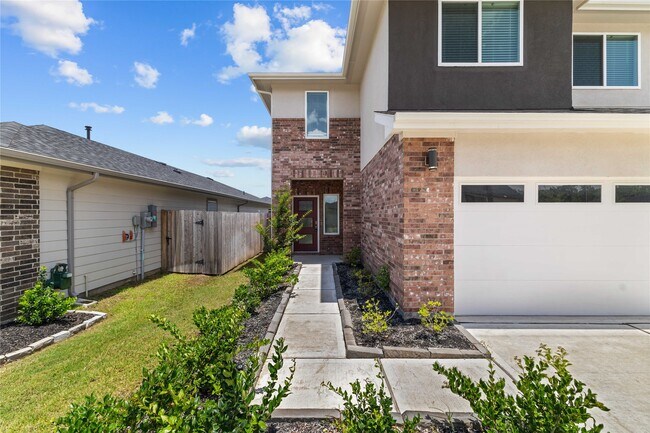 Building Photo - 2905 Highgate Hill Ln