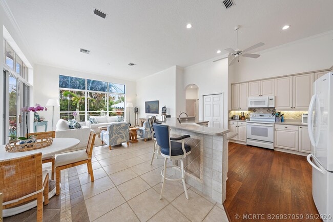 Building Photo - 9907 SE Osprey Pointe Dr