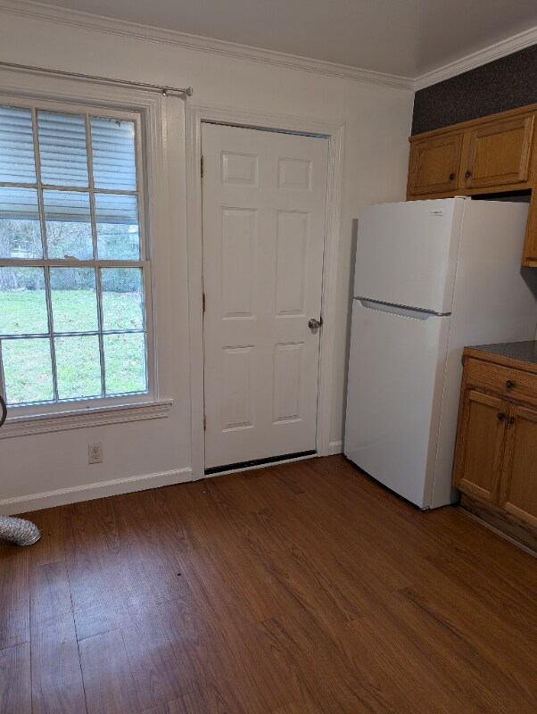 Building Photo - 817 Modica St