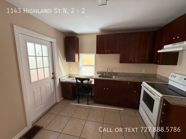 Building Photo - 1143 Highland St N