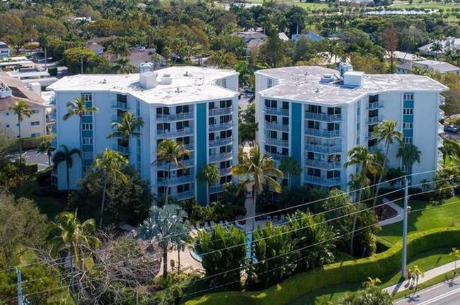 Building Photo - 1300 Gulf Shore Blvd N