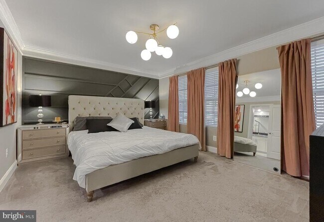 Building Photo - 23810 Myrtle Glen Way