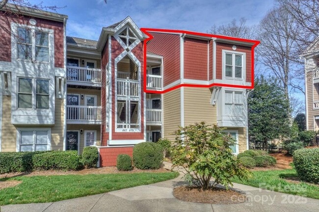Building Photo - 872 Southwest Dr