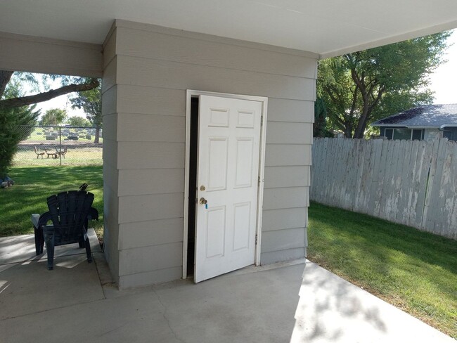 Building Photo - 1214-1216 SW 11th St