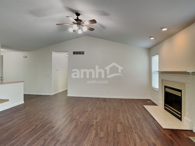 Building Photo - 4243 Muscovy Ln