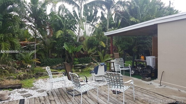 Building Photo - 9841 SW 48th St