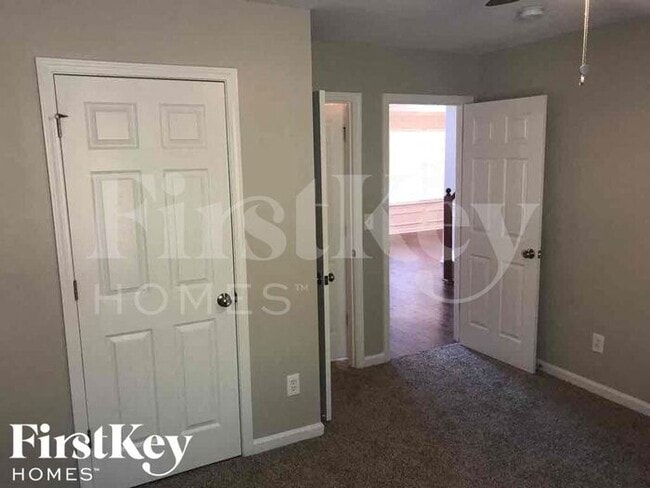 Building Photo - 79 Birchfield Ct