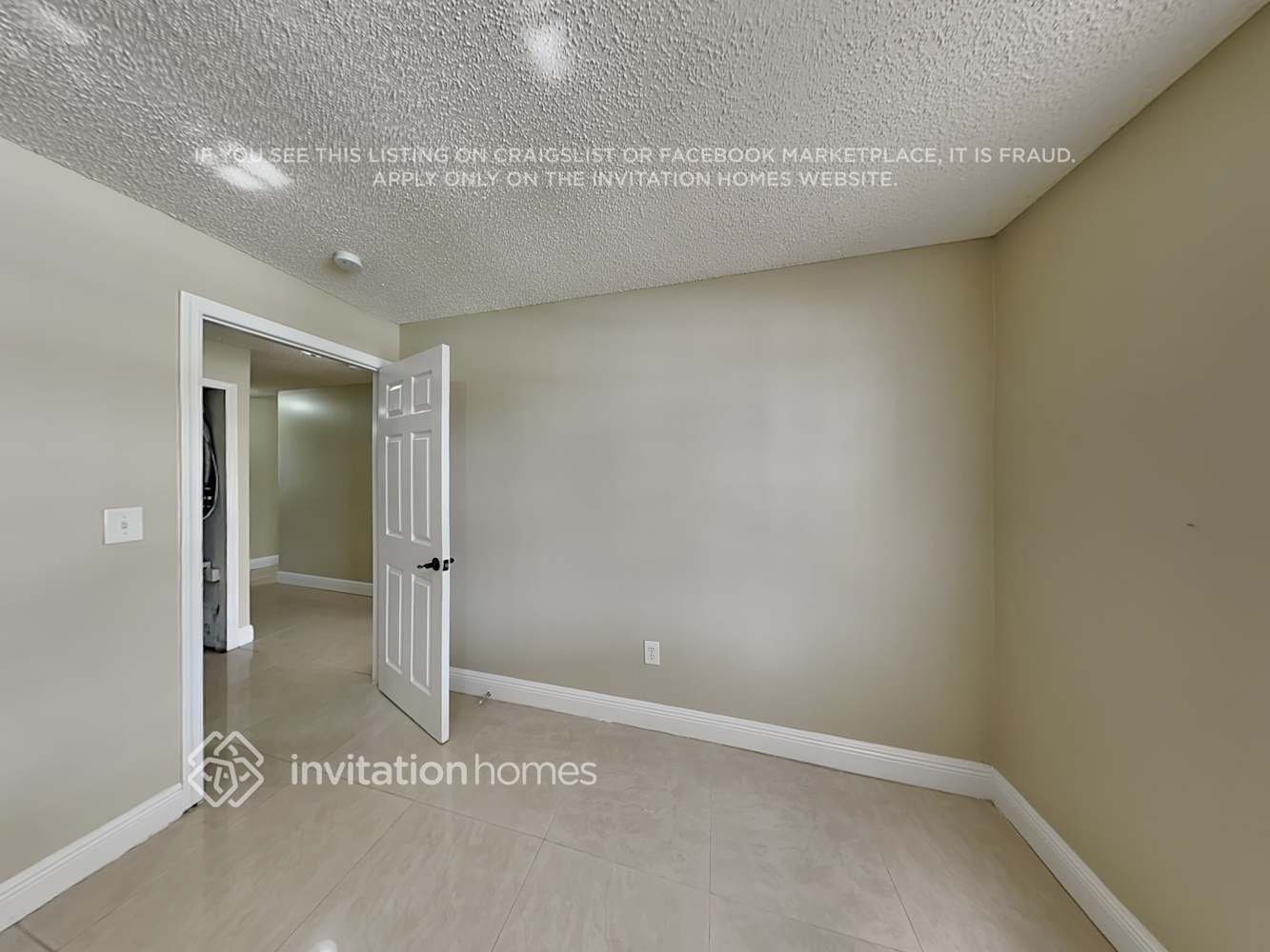 Building Photo - 1086 NW 128th Ave