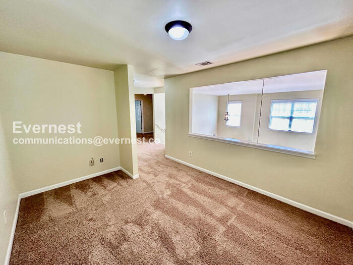 Building Photo - 3550 Red Willow Ct