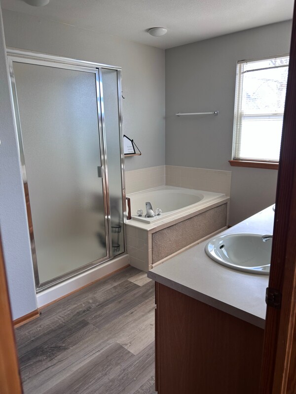 Building Photo - 4324 Ravenswood Ct