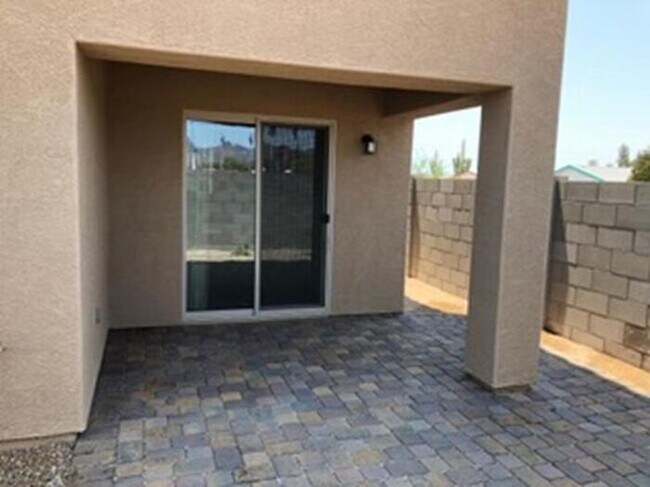 Building Photo - Brand New Home in Gated Community!