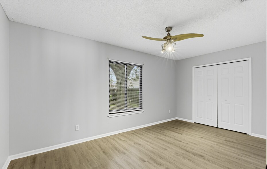 Building Photo - 11356 Sutton Lakes Ct