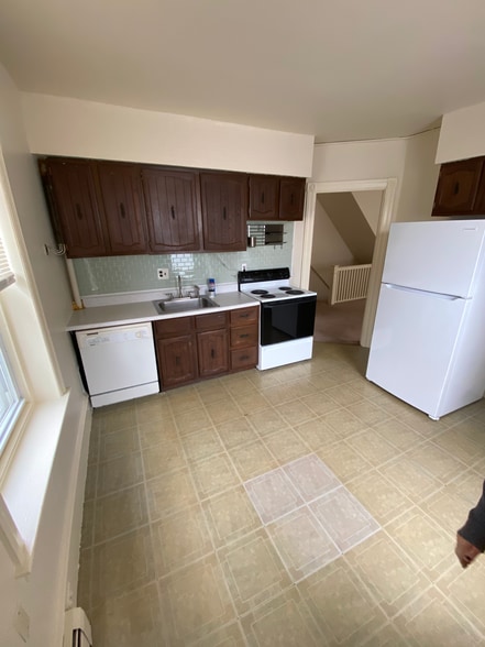 Kitchen - 311 Nice Ave