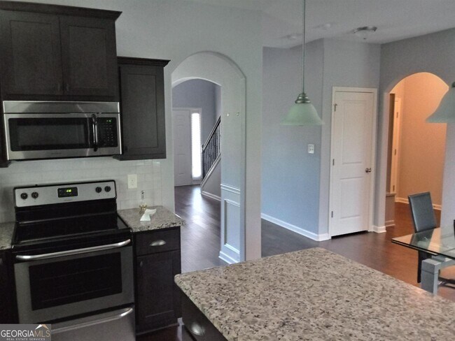 Building Photo - 201 Cliffhaven Cir