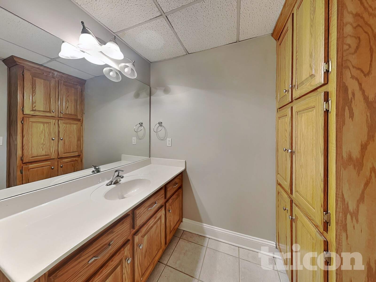 Building Photo - 609 Kristen Ct