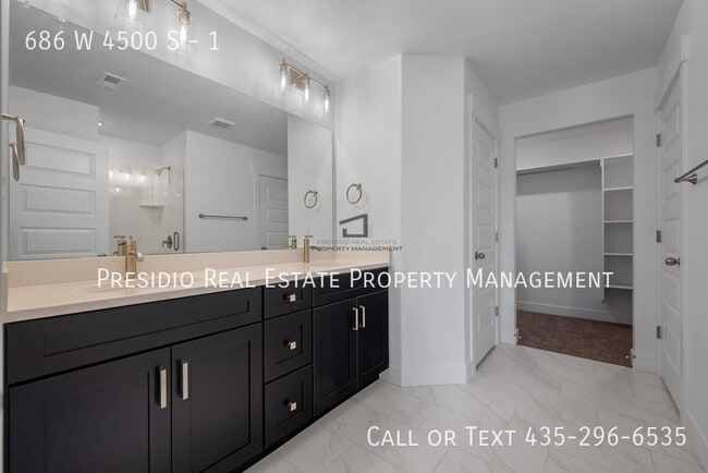 Building Photo - 686 S 4500 S