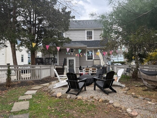 Building Photo - 45 Brookfield Rd