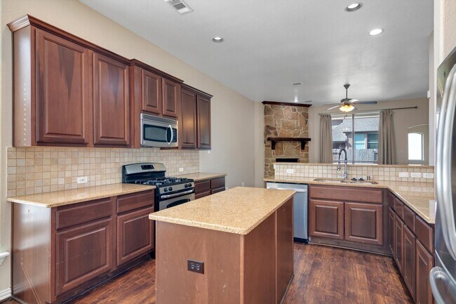 Building Photo - 14307 Andrews Ridge Ln