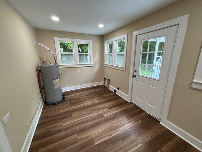 Building Photo - 2692 Marble Hill Rd