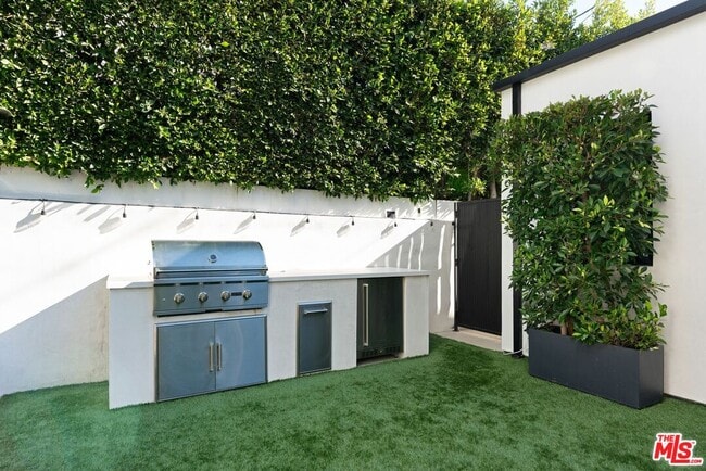 Building Photo - 6258 Drexel Ave