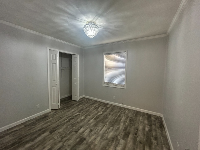 Building Photo - 2107 Tecumseh Trce