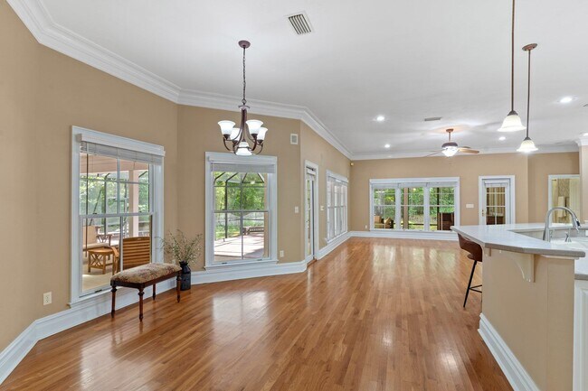 Building Photo - 8881 Winged Foot Dr