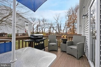 Building Photo - 422 Wendover Dr