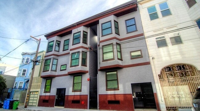 Building Photo - 1373 Minna St