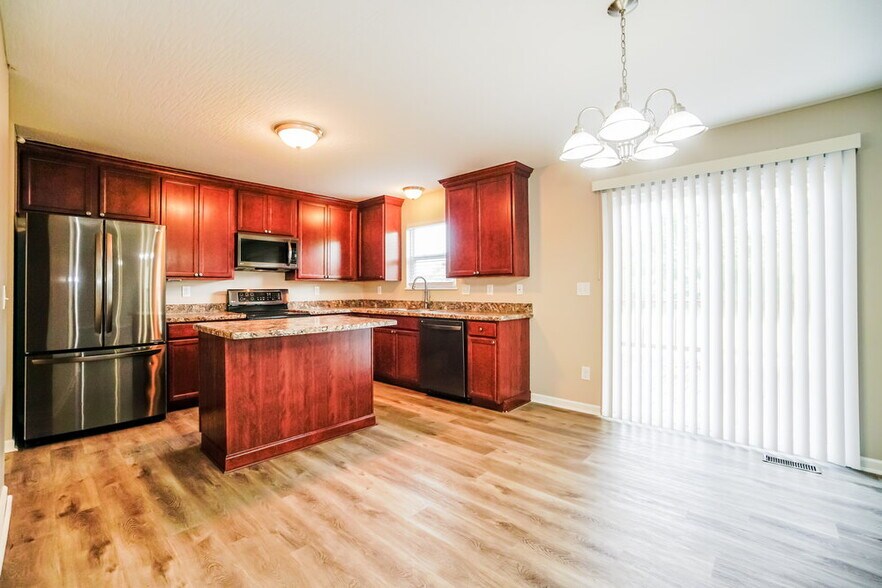 Building Photo - 77 Faulkner Dr