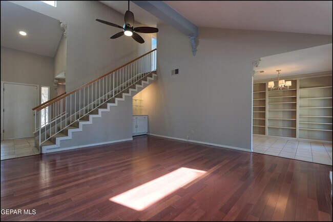 Building Photo - 601 Firedale Ln