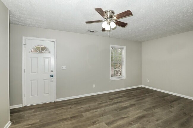 Building Photo - 1236 Jasmine Way