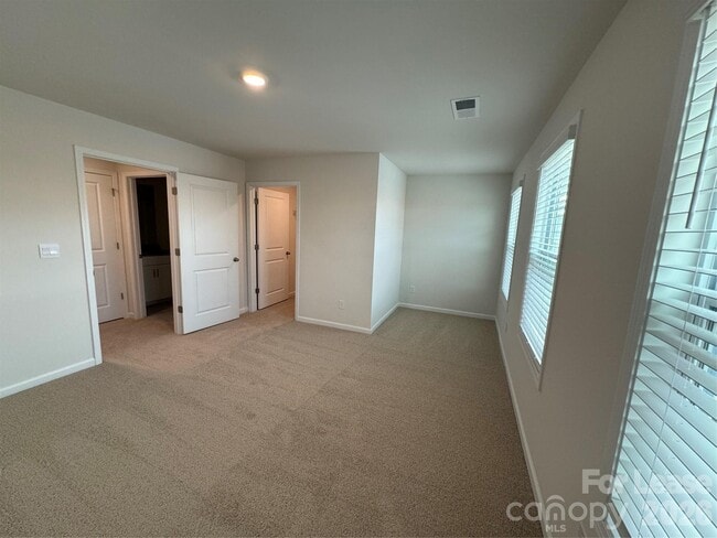 Building Photo - 4390 Bronze Blvd