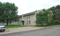 Building Photo - Quail Creek Apartments