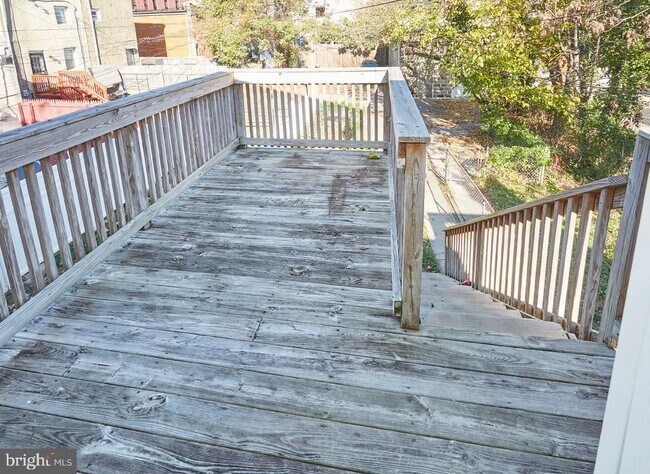 Building Photo - 762 Carroll St