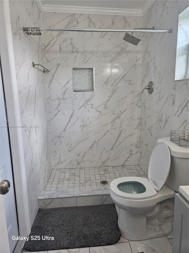 Building Photo - 17101 NW 35th Ave