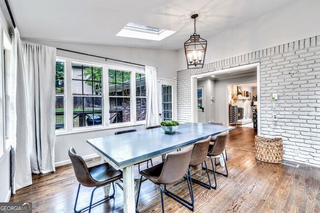 Building Photo - 2589 Bentbrook Ct