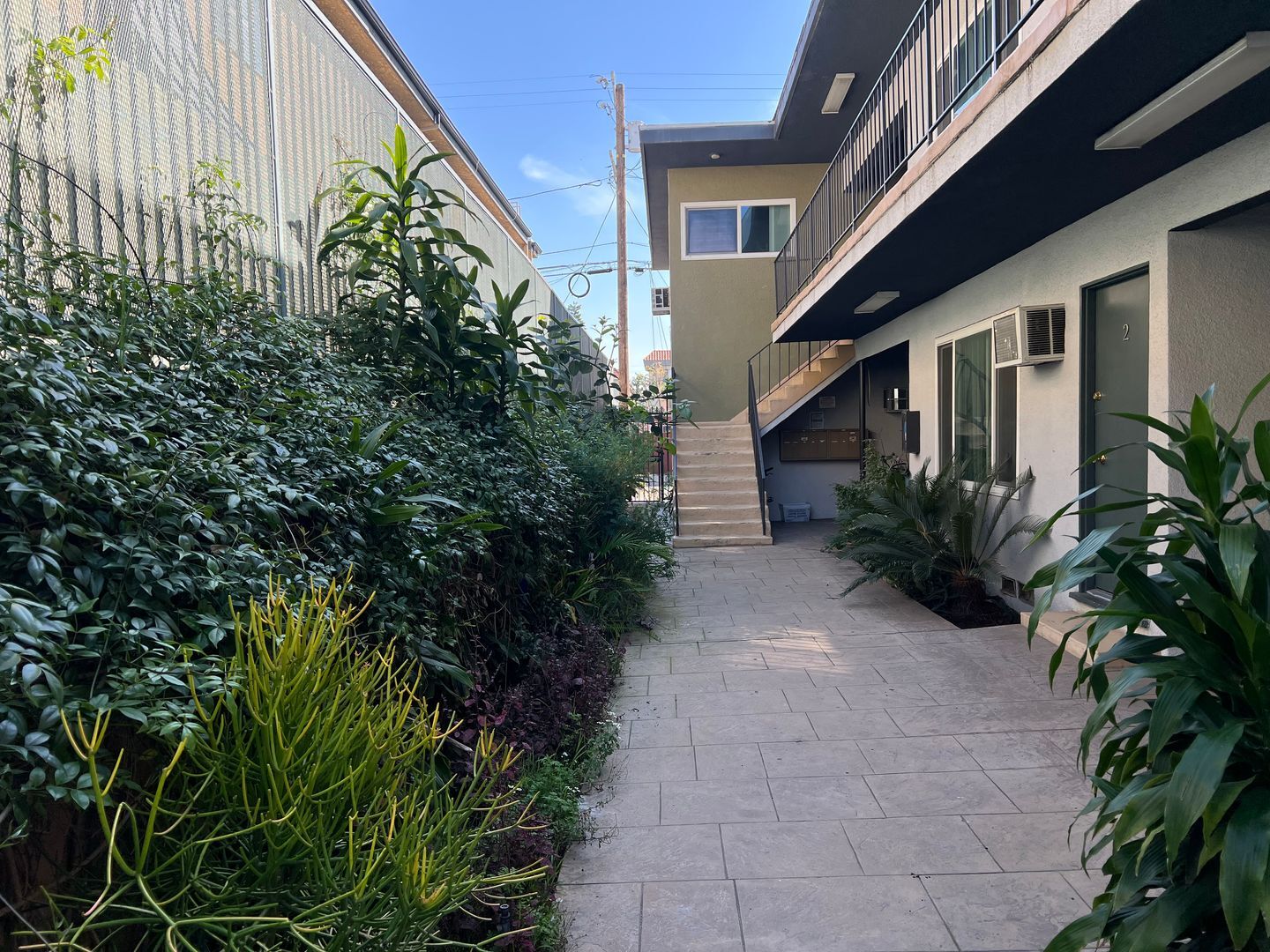 Building Photo - 12618 Pacific Ave