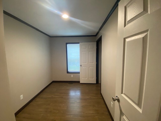 Building Photo - 12 Bradley Ln